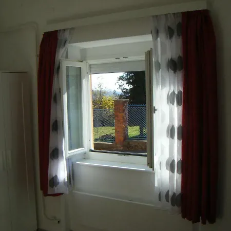 D10 Apartman Pecs