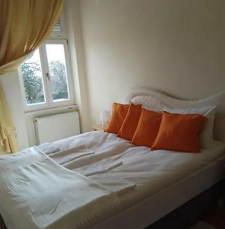 D10 Apartman Apartment