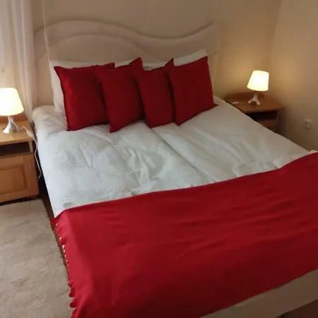 D10 Apartman Apartment *