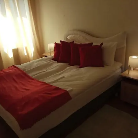 D10 Apartman *
