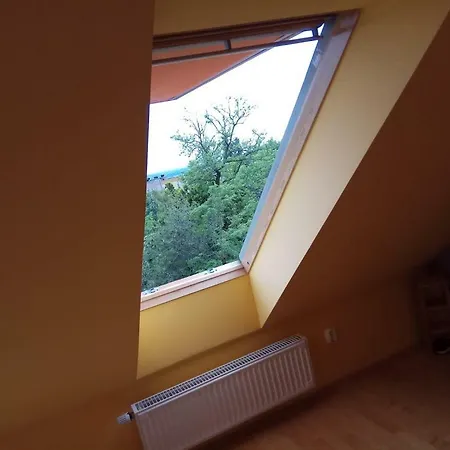 Apartment D10 Apartman