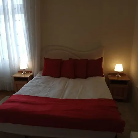 D10 Apartman *