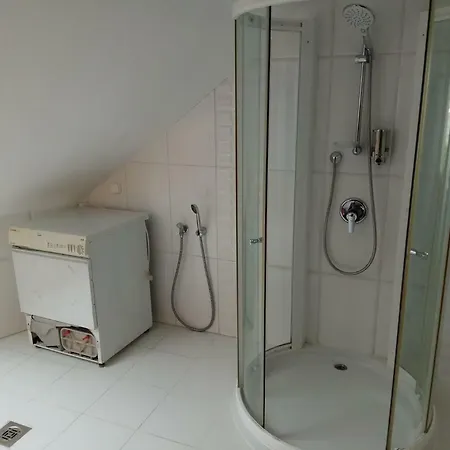 D10 Apartman Apartment Pecs