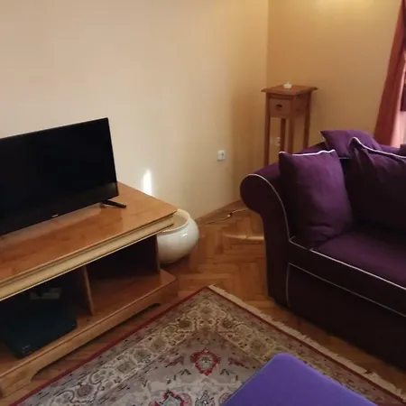 D10 Apartman Apartment Pecs