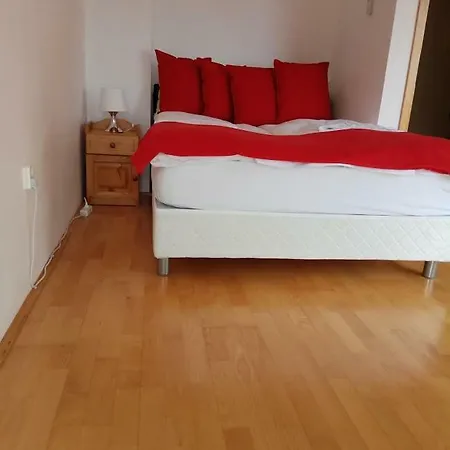 D10 Apartman Apartment *