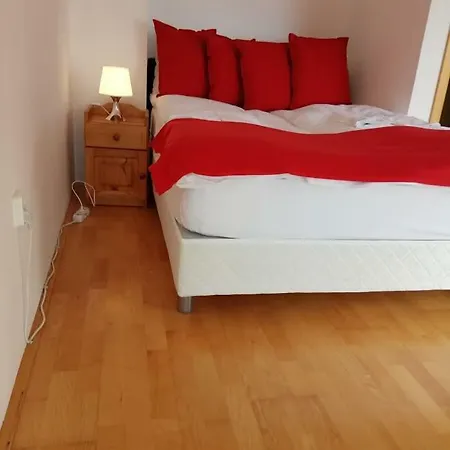 D10 Apartman Apartment *