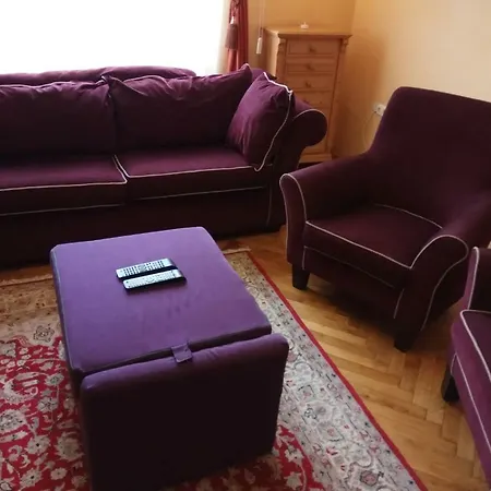 D10 Apartman Apartment