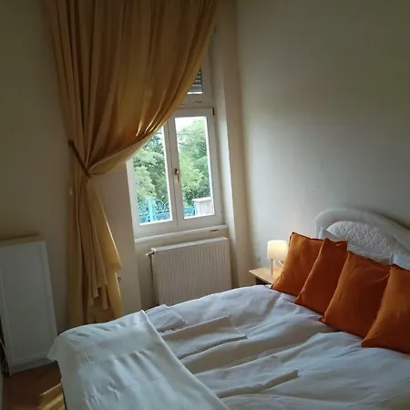 D10 Apartman *