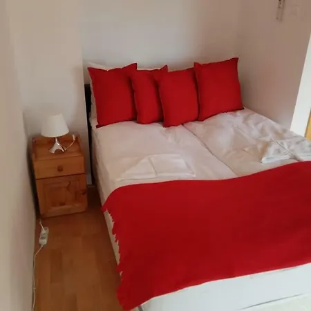 D10 Apartman Apartment